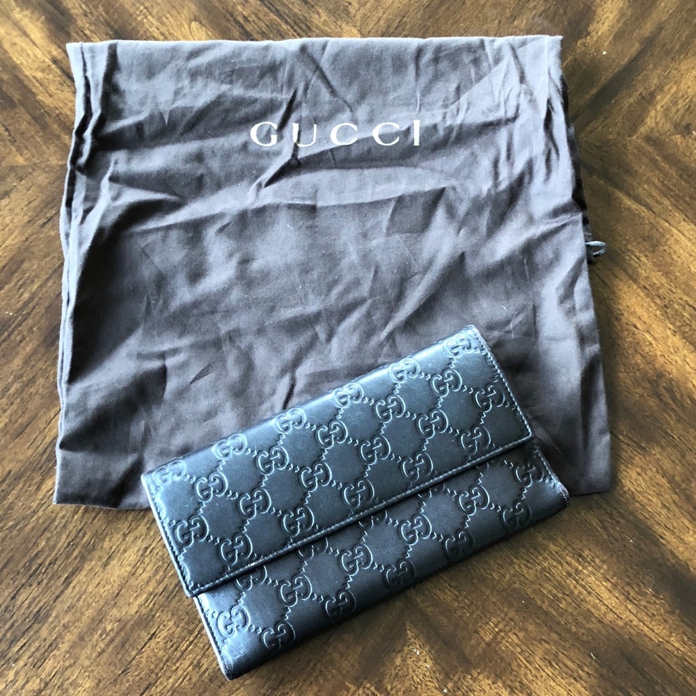 Gucci Microguccissima Leather Wallet